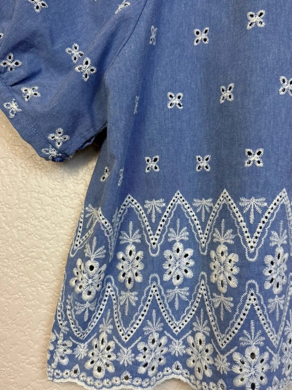 Tuckernuck • Chambray Embroidered Fontalina Blouse